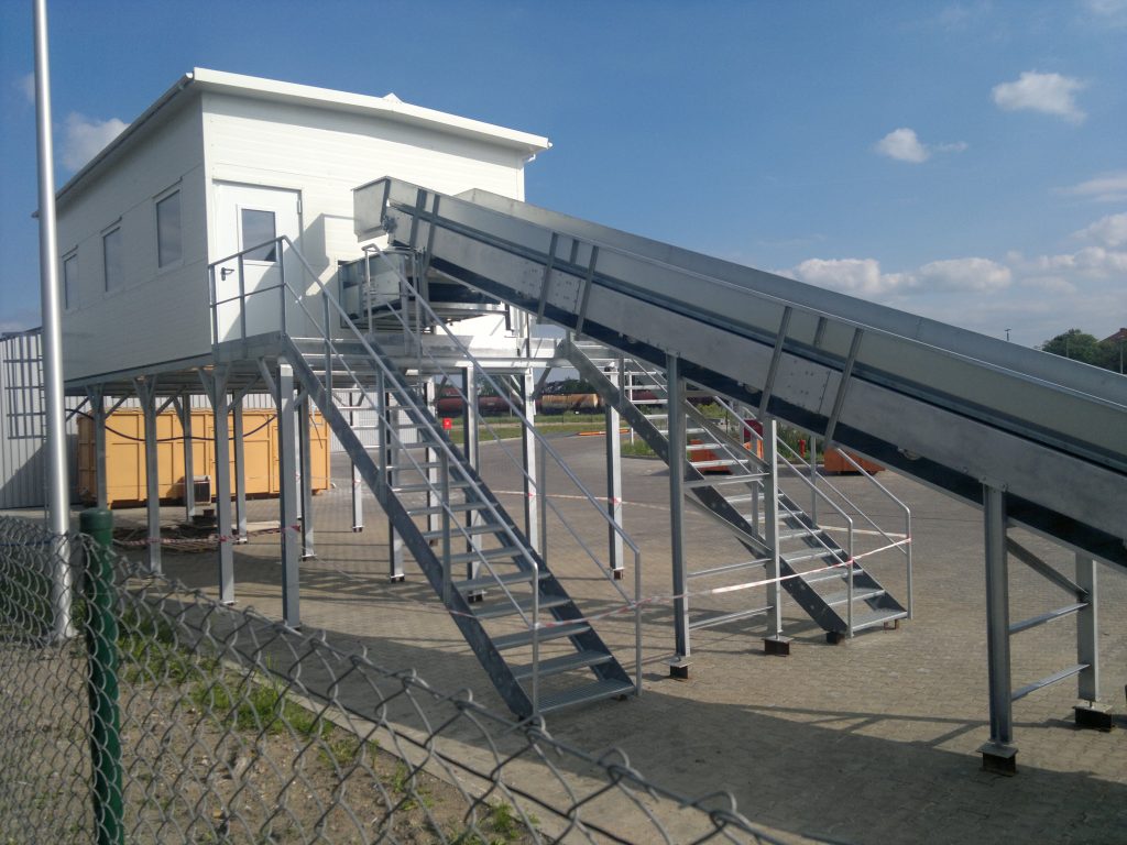 Cabin in staircase